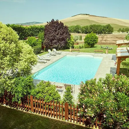 Agriturismo Lunadoro Farm stay Monticchiello