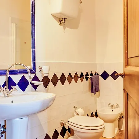 Agriturismo Lunadoro Farm stay *